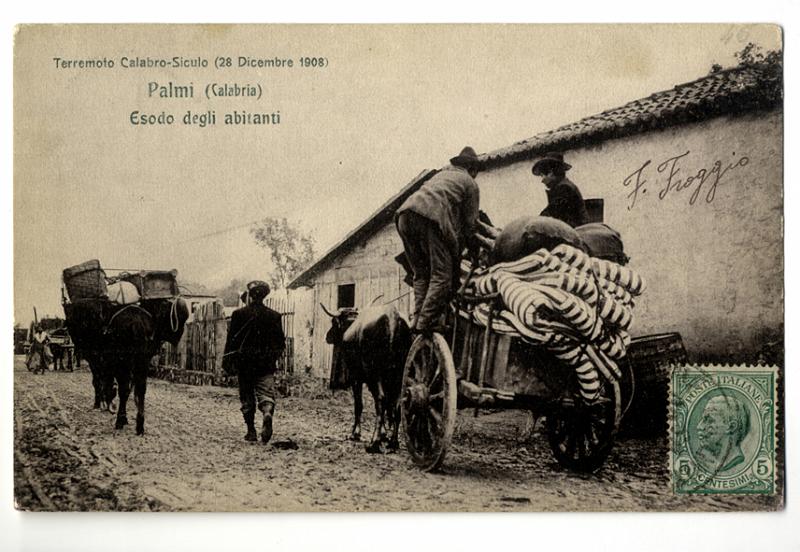 A2P27-f_1.jpg - Terremoto Calabro - Siculo (28 Dicembre 1908) Palmi (Calabria) Esodo degli abitanti
