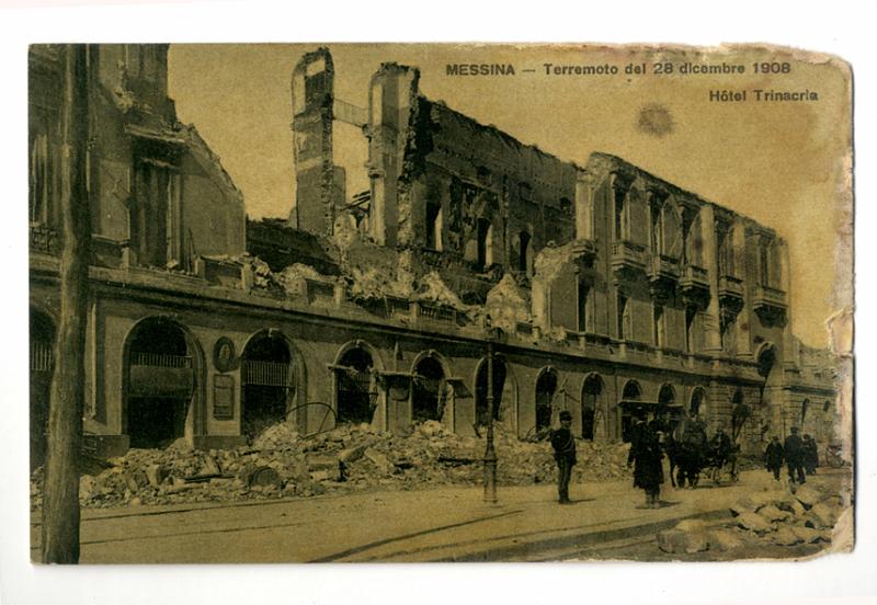 A3P11-f_1.jpg - Messina - Terremoto del 28 dicembre 1908. Hôtel Trinacria