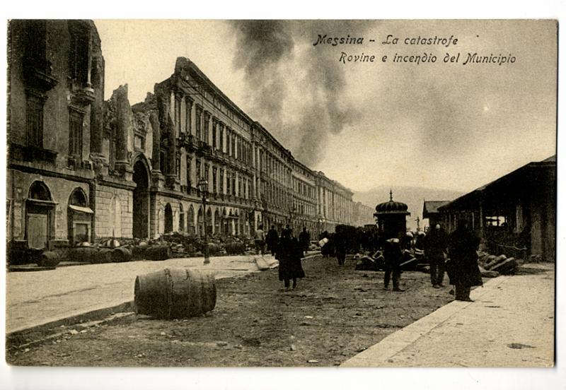 A3P16-c_1.jpg - Messina - La catastrofe Rovine e incendio del Municipio