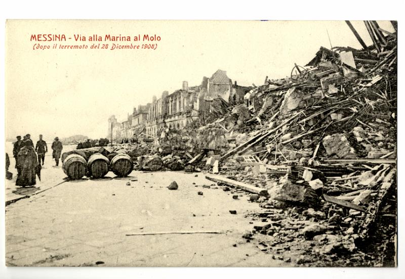 A3P30-d_1.jpg - MESSINA - Via alla Marina al Molo (dopo il terremoto del 28 Dicembre 1908)