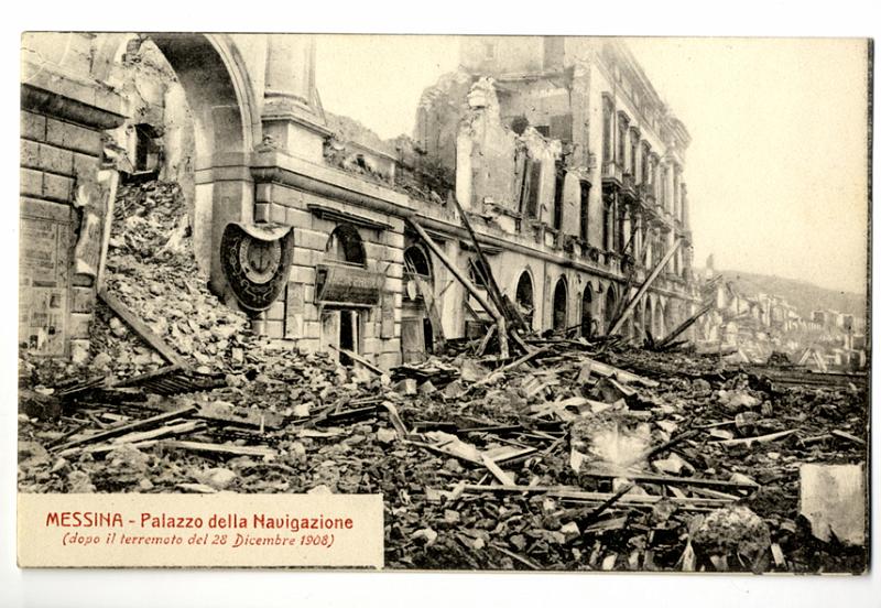 A3P31-e_1.jpg - MESSINA - Palazzo della Navigazione (dopo il terremoto del 28 Dicembre 1908)