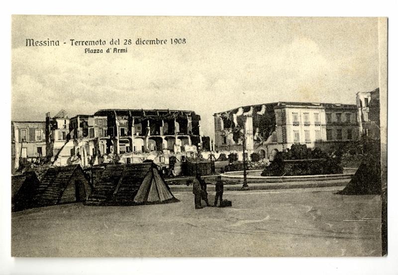 A3P32-a_1.jpg - Messina - Terremoto del 28 dicembre 1908. Piazza d'Armi