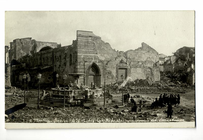 A3P36-d_1.jpg - 11. Messina (Rovine del 28-12-1908) La Cattedrale (prosp. princ.) fot. L. Martinez
