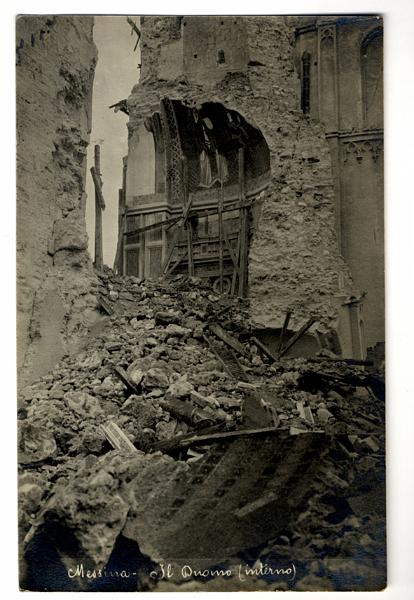 A3P44-f_1.jpg - Messina - Il Duomo (interno)