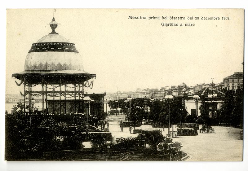 A3P1-b_1.jpg - Messina prima del disastro del 28 decembre 1908. Giardino a mare