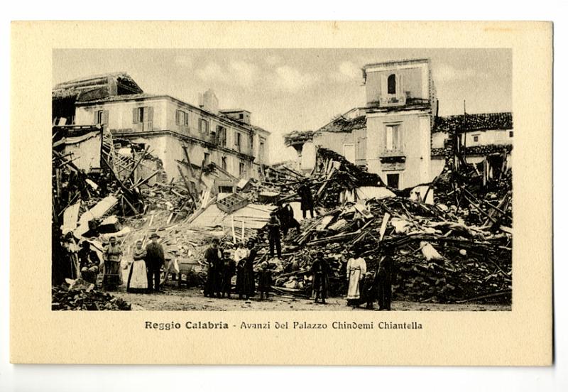 A2P15-c_1.jpg - Reggio Calabria - Avanzi del Palazzo Chindemi Chiantella