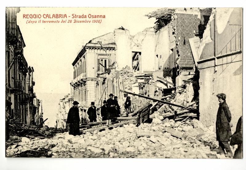 A2P18-a_1.jpg - REGGIO CALABRIA - Strada Osanna (dopo il terremoto del 28 Dicembre 1908)